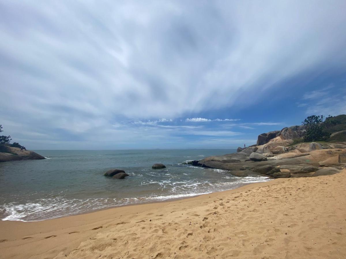 شقة Kitnet Apto Em Cabo Frio Rj - Recanto Das Corujas المظهر الخارجي الصورة